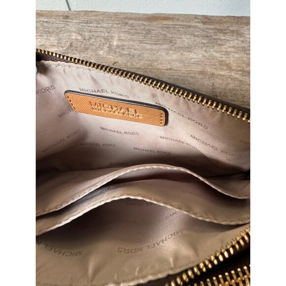 Michael Kors Brown Leather Wristlet Wallet With Gold Zipper And Card Slots - Picture 6 of 6
